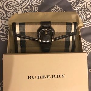 Burberry wallet